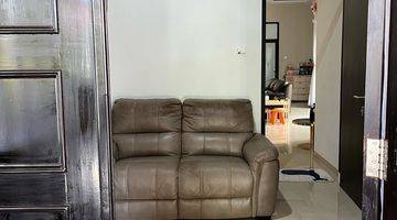 Gambar 1 Rumah Mewah Murah Di Singgasana, Semi Furnished