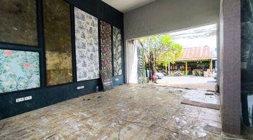 Gambar 4 BIG SPACIOUS SHOP MAIN ROAD CANGGU PERERENAN BEACH HIGH DEMAND   