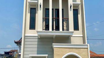 Gambar 2 Dijual Rumah 2 Lantai Classic Modern Di Pedurungan Semarang