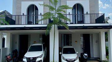 Gambar 1 Dijual Rumah 2 Lantai De Villa Garden Banyumanik