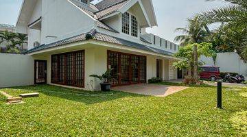 Gambar 2 Rumah Mewah Exclusive Townhouse Simprug Golf