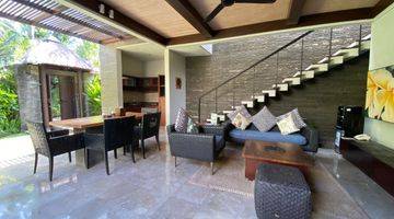 Gambar 3 Full-Furnished 'Ubud in Seminyak' Villa ONLY 200m to Seminyak Beach