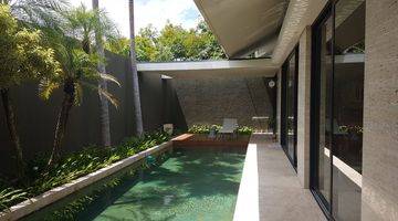 Gambar 1 Villa In Seminyak Only 200m From The Batu Belig Beach