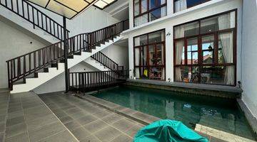 Gambar 1 Ocean View 5 Bed Villa Jimbaran