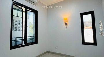 Gambar 2 Dijual Rumah Brandnew Dg Rooftop Siap Huni Dekat Sektor 1 Bintaro