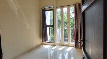 Gambar 4 Dijual rumah cluster newton atin