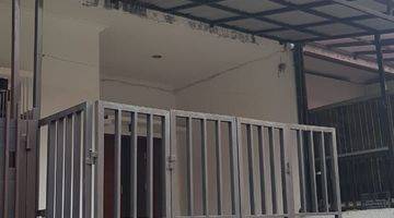 tampak depan rumah 2 lantai di leuwipanjang