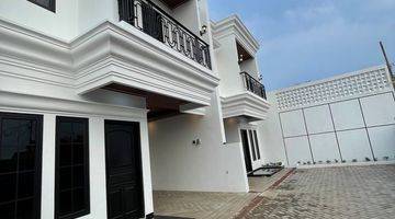 Gambar 1 Rumah Siap Huni Classic Modern Area Bintaro