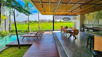 Gambar 3 Fully Furnished 5 Bedrooms en-suite Villa / Modern House with swimming pool at beautiful Canggu Complex Area