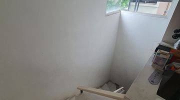 Gambar 4 Rumah Hoek di cluster Fluorite dijual murah (SHM)