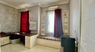 Gambar 2 Dijual rumah fullyfurnished dengan minibar di Alam Sutera