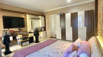 Gambar 3 Dijual rumah fullyfurnished dengan minibar di Alam Sutera