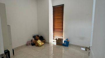 Gambar 5 Rumah 2 Lantai Bagus Semi Furnished Delatinos Bsd