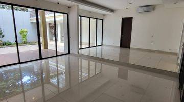 Gambar 3 Big And Spacious House In Bsd For Rent