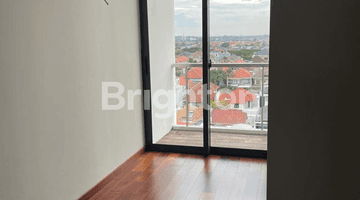 Gambar 2 Apartemen Rosebay di Graha Famili dengan View Lapangan Golf