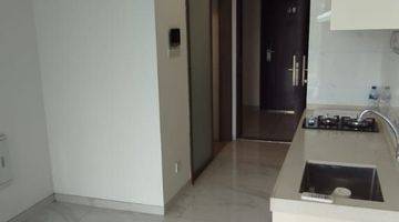 Gambar 3 Apartemen studio semi furnish Skyhouse BSD