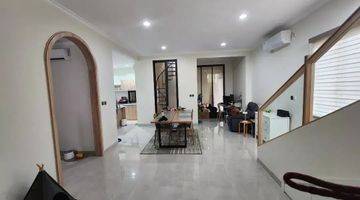 Gambar 1 Rumah hook semi furnish Cluster Flamingo Gading Serpong