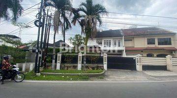 Gambar 1 Rumah Mewah di Pusat Kota Medan, Jl. Pattimura - Hunian Elegan dengan Lokasi Strategis!