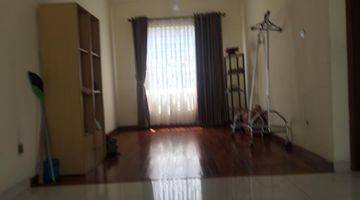 Gambar 3 Dijual Rumah Sudah SHM 4kt 2km Semi Furnished di Modernland Tangerang 