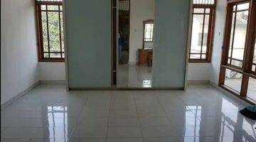 Gambar 3 Dijual Rumah 2 Lantai di Komplek Intercom Kebon Jeruk, Jakbar