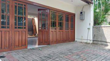 Gambar 5 Disewakan Rumah Dengan Halaman Luas Pd013247