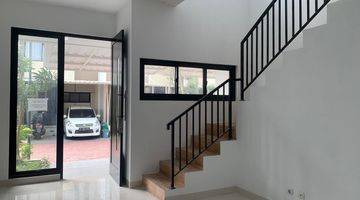ruang tamu rumah asri di cilangkap deket
