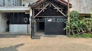 Gambar 3 DIJUAL rumah 1¹/2 lantai, deket ke pim jak sel 