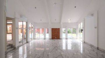 Gambar 3 DIJUAL RUMAH TROPICAL AREA ELITE!! di Bukit Golf, Pondok Indah