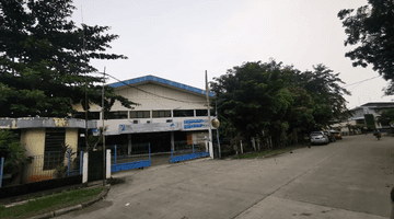 tampak depan gudang di jl. rawa gelam