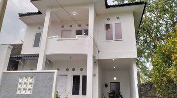 Gambar 1 Rumah 2 Lantai Bagus Unfurnished SHM di Sariwangi, Bandung