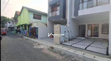 Gambar 2 Rumah Mewah Elegan, Murah Di Jaksel 