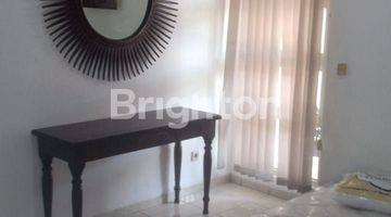 Gambar 4 RUMAH  , FURNISHED SIAP HUNI GRAHA PADMA