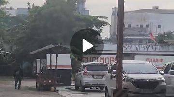 Gambar 1 Disewakan Gudang Bagus Siap Pakai Pinggir Jalan Raya Dekat Kawasan Industri Jiep Pulo Gadung, Jakarta Timur