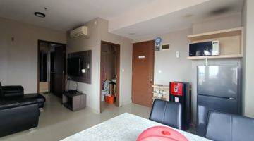 ruang tamu sudirman suites apartemen sewa murah
