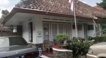 Gambar 1 BEST LOCATION JL. RIAU, RUMAH LANGKA JARANG ADA COCOK UNTUK USAHA DAN KANTOR HARGA TERBAIK SE RIAU, KOTA BANDUNG 