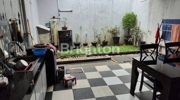 Gambar 5 Rumah minimalis di sayap Arcamanik Bandung