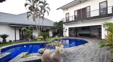 Gambar 1 Dijual Villa Mewah di Daerah Pantai Berawa Canggu Bali