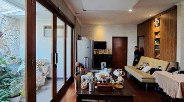 Gambar 5 Dijual Cepat Rumah Hoek Semi Furnished di Pejaten, Jakarta Selatan, Turun Harga, Siap Huni 