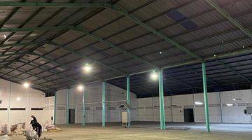 tampak depan gudang baru renovasi siap huni