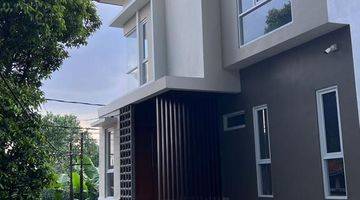 Gambar 1 Rumah Baru 2 Lantai Area Dago Cigadung SHM