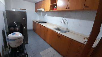 Gambar 3 Apartemen Kondominium Golf  Karwaci 3 Kamar Tidur Bagus Furnished