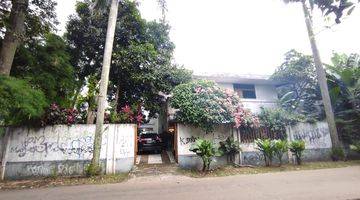 Gambar 1 Rumah Tua Di Jalan Krakatau , Cinere , Depok