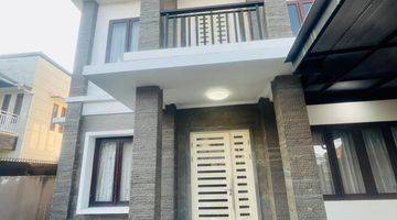 Gambar 2 Rumah Modern Mewah 2 Lantai 3 kamar di Renon Bali