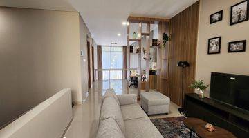 Gambar 4 12 Unit Hunian Exclusive Sayap Setraduta Townhouse Concept