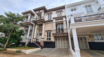 Gambar 1 Rumah Baru Type Classic De Mansion Alam Sutera 