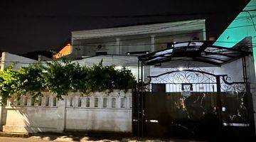 Gambar 1 Dijual  rumah  di  Kebon Jeruk