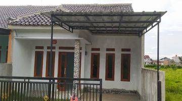 Gambar 2 Dijual Rumah Minimalis Modwrn Harga Murah Blelakang  Podomoro