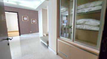 Gambar 5 Apartemen The Peak Sudirman Mid Floor Furnished Murah Nego Habis