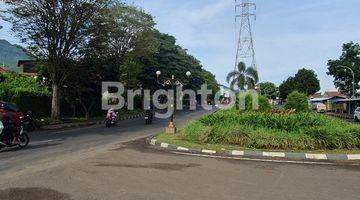 Gambar 4 Tanah Muraah di Nol Jalan Raya Kota Batu