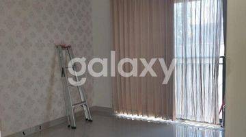 Gambar 4 Rumah Astoria Park Babatan Pantai Siap Huni Furnished Hadap Taman & Playground